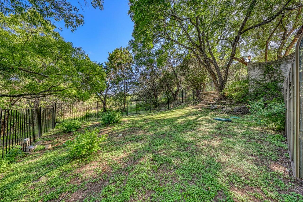 Peaceful Retreat On Quiet Cove On Lake Travis Lakeway Exterior photo